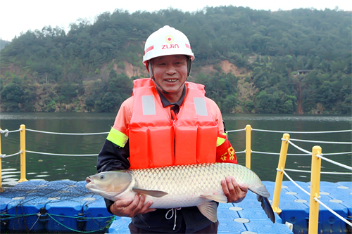 bbe6b03607f4447aad08afc9a3f262d1