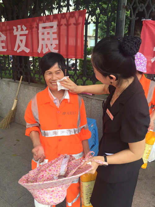 d4015df700a64a5e830b0d1ef9ae6f49