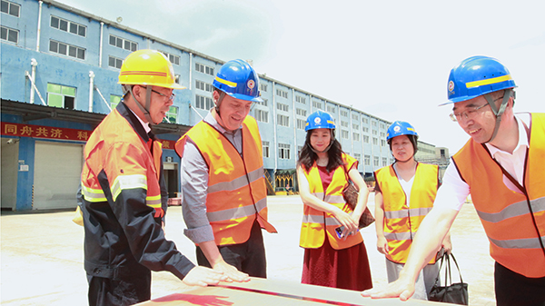 72f29720c6124c2380e57709889efd4a