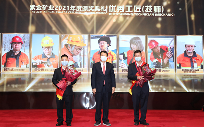 9e6f82a35d274890be4df4feacaa3947