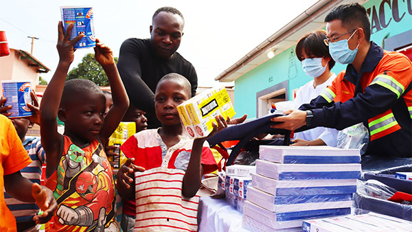 穆索诺伊举行多项活动与所在社区共度新年