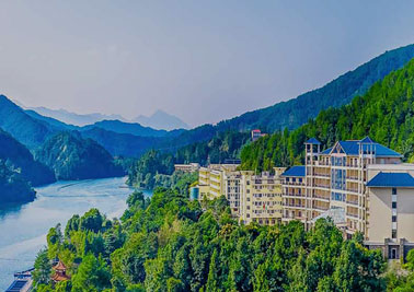 6008集团官方网站矿业预计2022年实现归母净利润200亿元