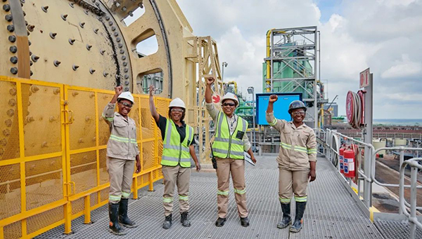 eeb4033c2c5f4613bbb344c4174a6c85