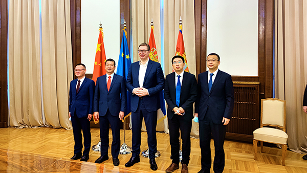 塞尔维亚总统武契奇会见邹来昌：：6008集团官方网站矿业是塞国主要战略同伴