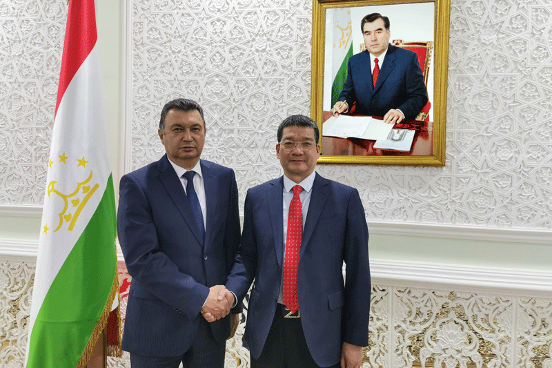 ea8392f0819e4a34b4a64a863c3c05ed