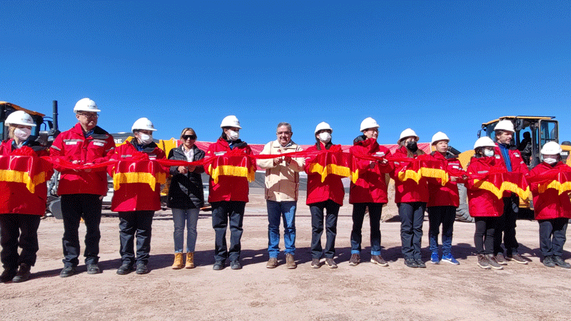 阿根廷总统费尔南德斯：：6008集团官方网站矿业3Q锂盐湖开工建设 