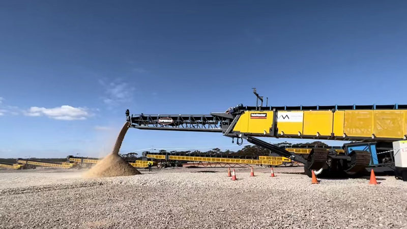 4f09699610054dd8918bff21ff495243