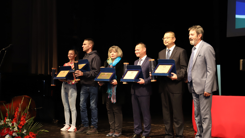 b58604ac319f4aff8c1b59b41346e9bb