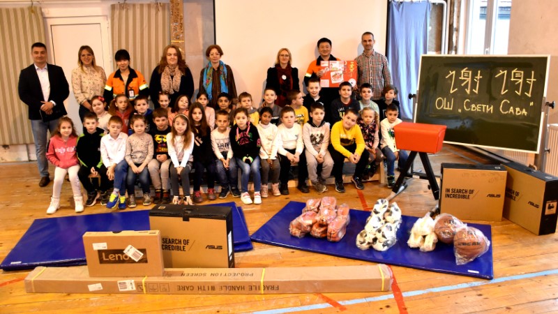 塞紫铜“为了未来”教育开展妄想助力构建现代化校园